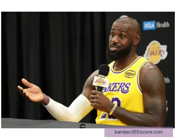 湖人全队换球衣训练笑声连连东詹领衔雷迪克谈卢卡禁赛失落